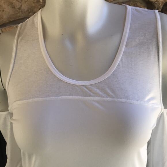 Zella White Cold Shoulder Sheer Long Sleeve Athletic Top Women's Size Small - Picture 6 of 7